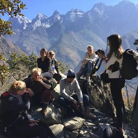 October Inn Lijiang  Buitenkant foto
