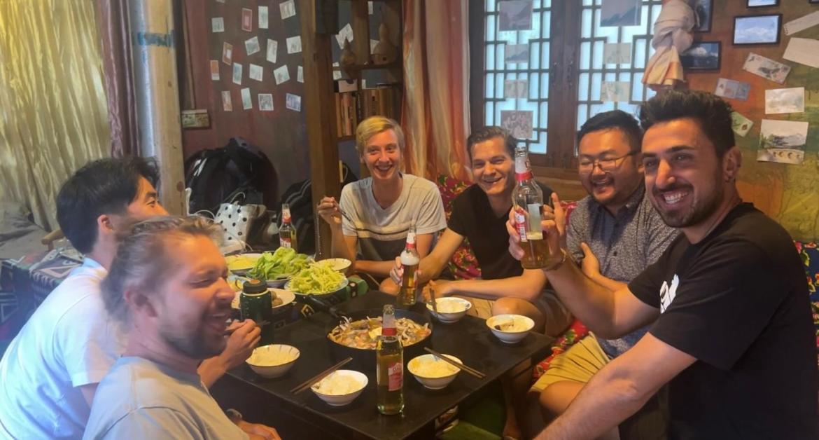 October Inn Lijiang  Buitenkant foto